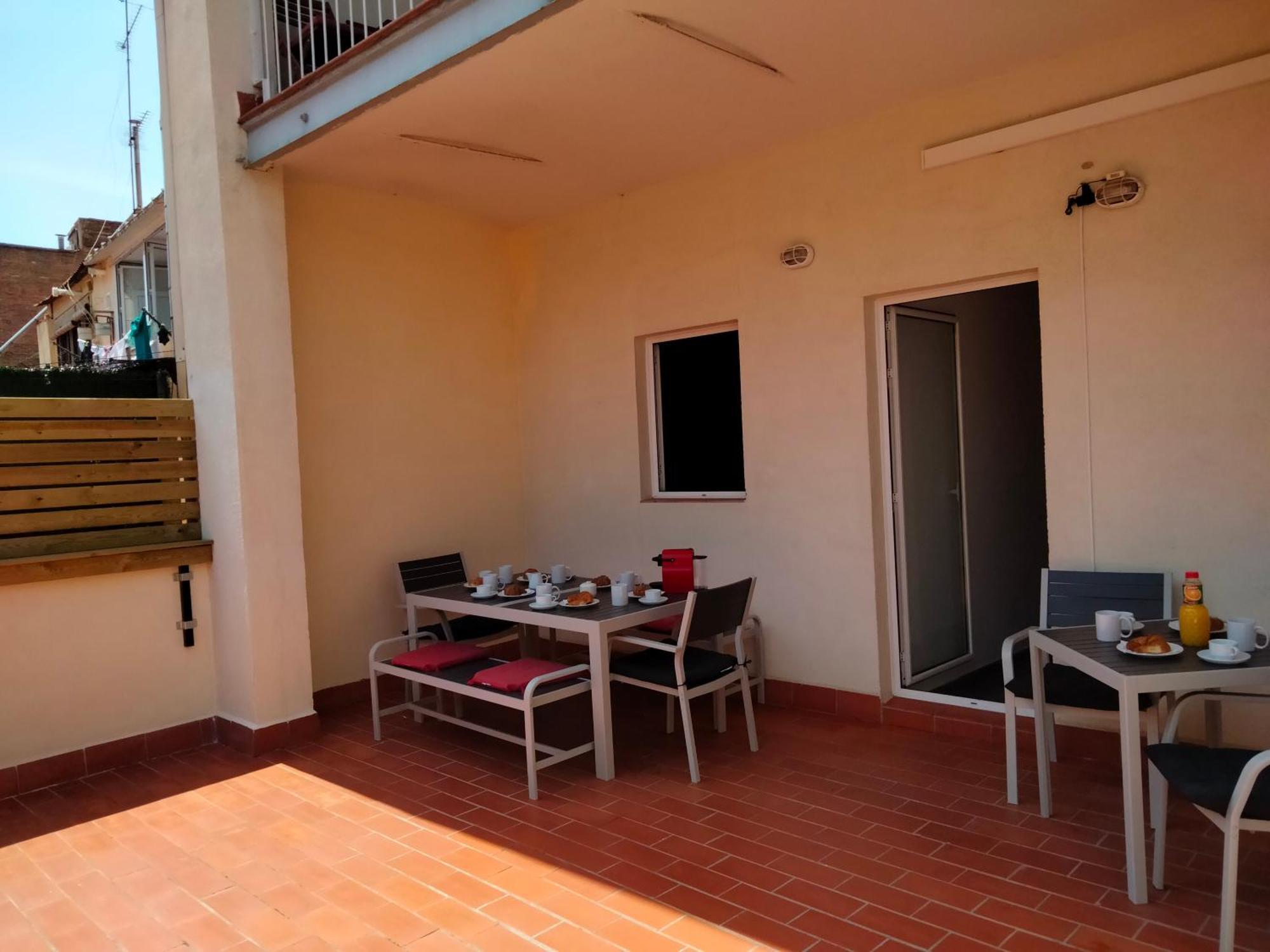 Apartamentos Turisticos Tenor By Bossh Hotels Barcelona Exterior photo